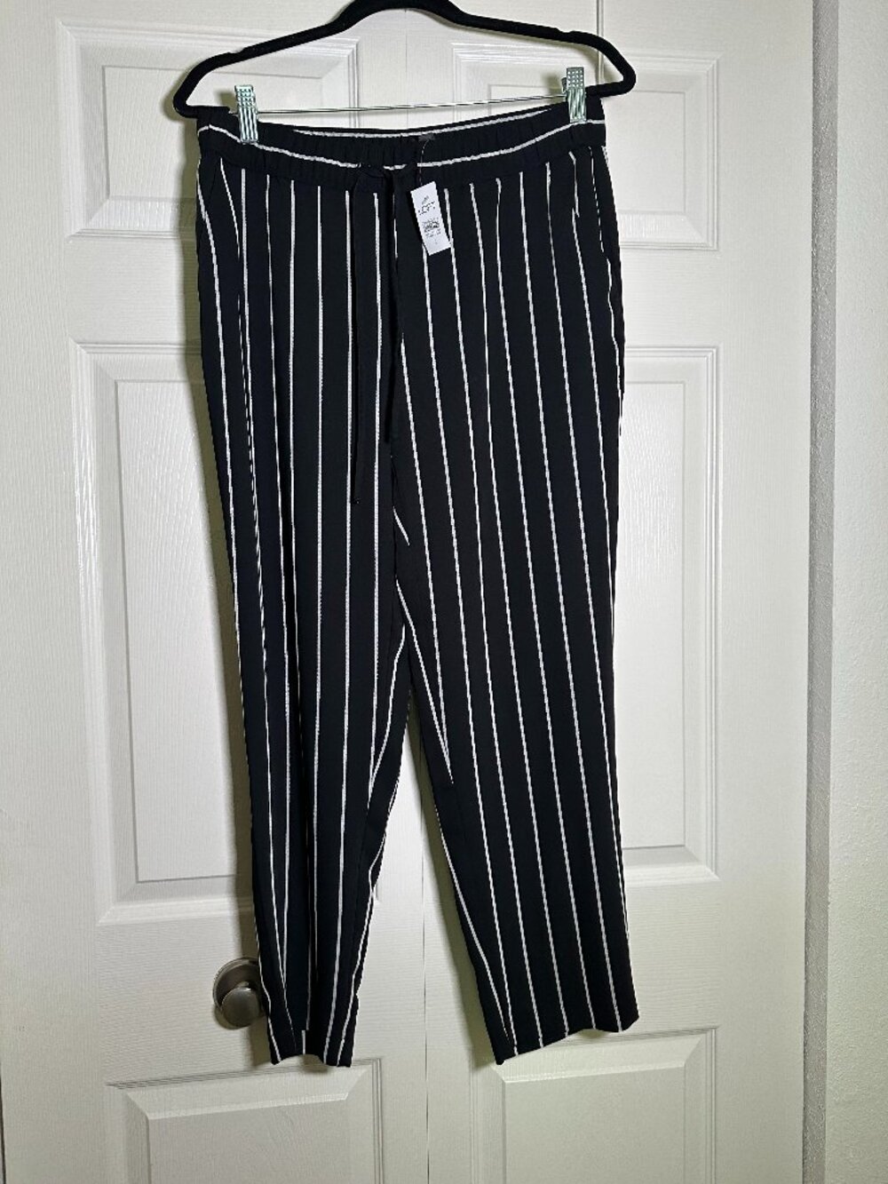 NWT LOFT Black and White Pants Stripe Elastic & Drawstring Crop S